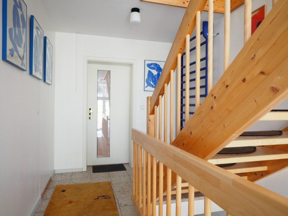 Treppenhaus mit Wohnungseingang Etagenwohnung Hinterzarten