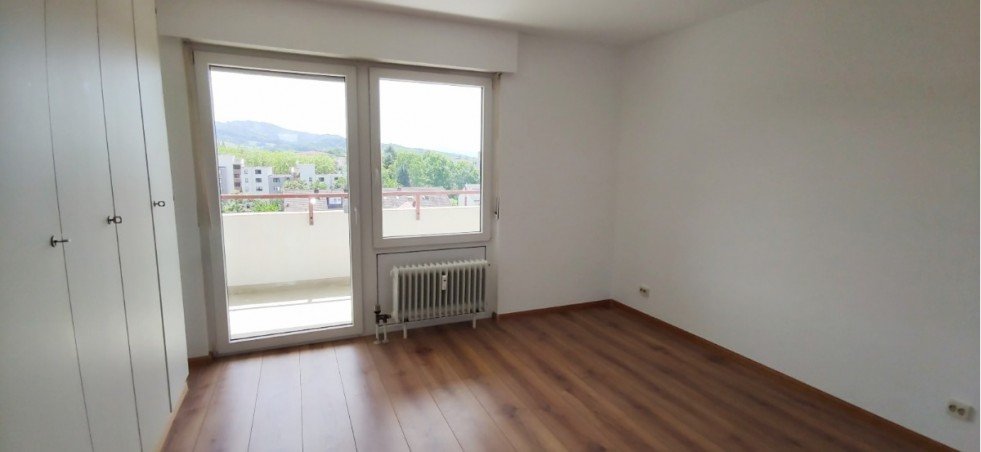 Schlafzimmer mit Loggia Terrassenwohnung Denzlingen